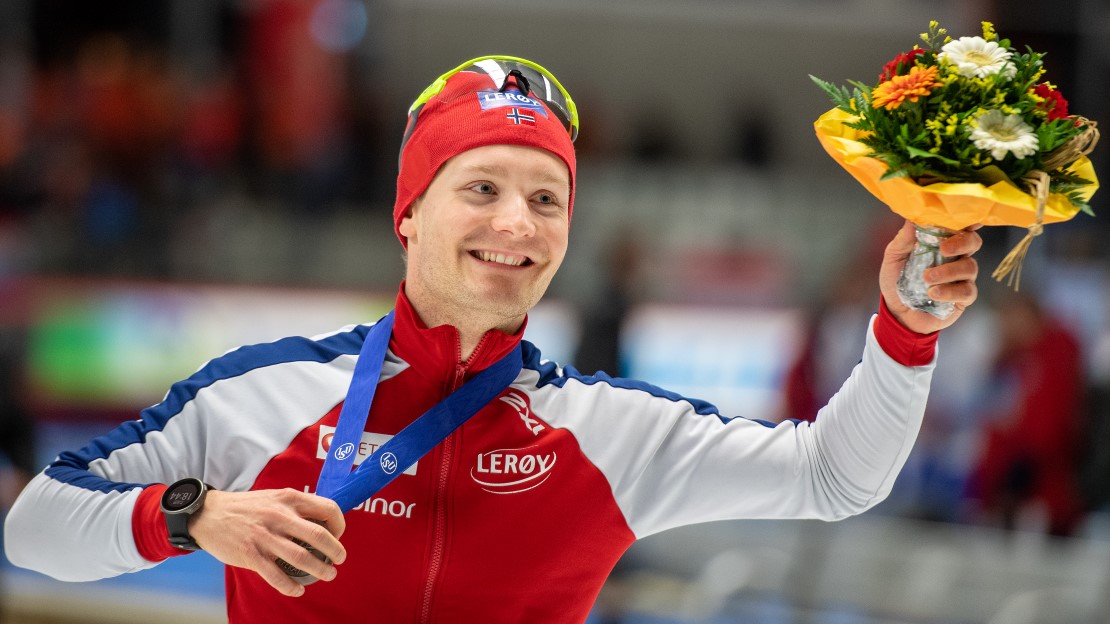 Sverre Lunde Pedersen etter VM-gull 5000m Inzell 2019. Foto: Gewoan Dwaan - Douwe Bijlsma