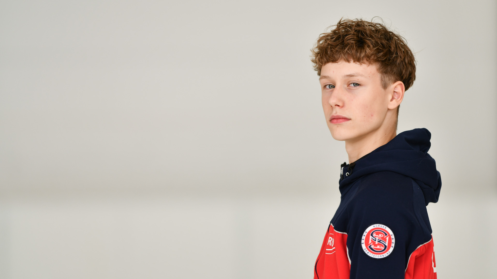 Daniil Valanov med historisk trippel Axel i Junior Grand Prix