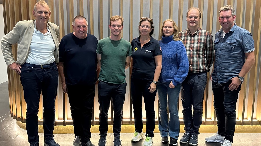 Fra venstre: Frode Bøhm (leder), Henning Hagelund, Emil Nilsen, Mona Adolfsen, Heidi Soleng, Sigbjørn Rabbe, Nils Harald Brattgjerd.